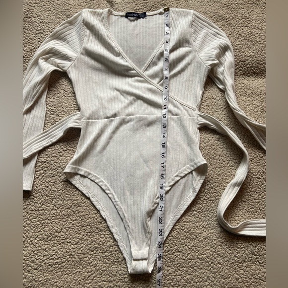 🌸 Boohoo 🌸 ribbed wrap bodysuit - Picture 5 of 6